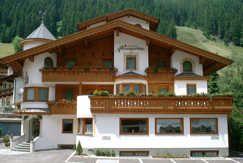 Pension Rosengarten Tux Exteriör bild